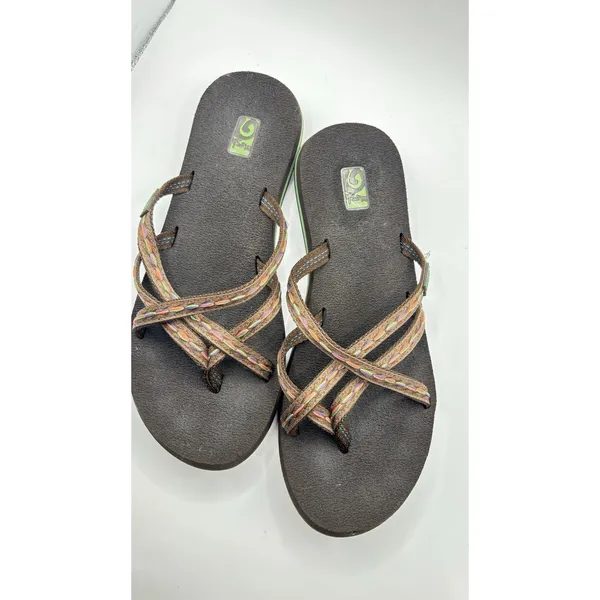 Teva Olowahu Comfortable stretchy strappy rainbow sandals flip flops sz 10 - Image 3