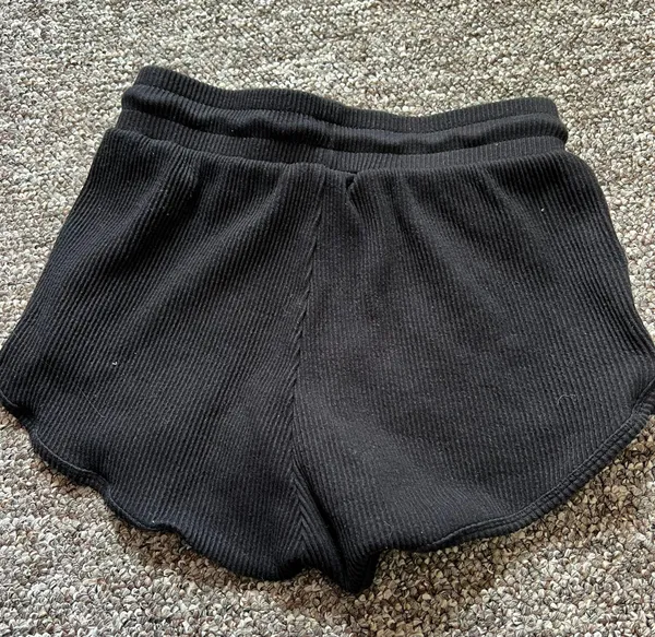 YoungLA Shorts Black - Image 2