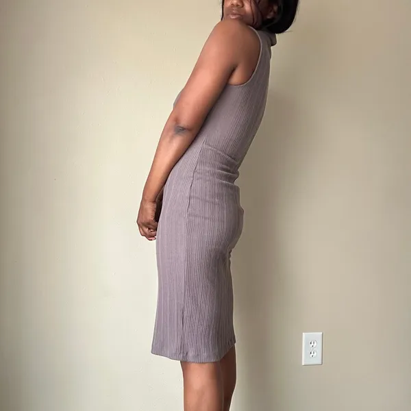 Nine West Taupe Gray Turtleneck Sleeveless Ribbed Midi Dress Size Medium - Image 2