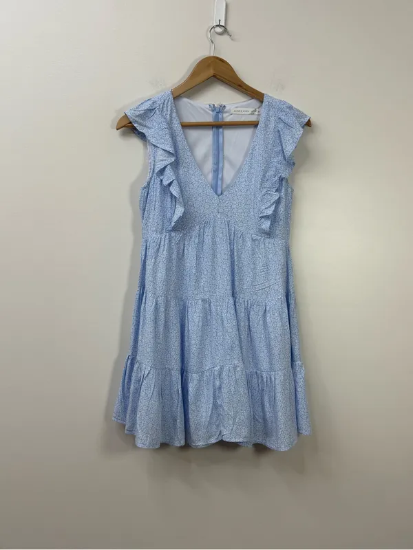 Altar'd State Light Blue Floral Tiered V-Neck Midi Dress size XS - Image 2