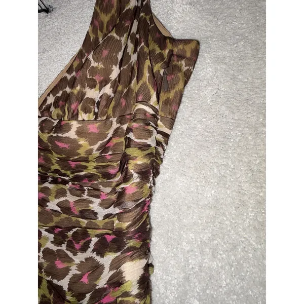 Trina‎ Turk leopard print dress V-neckline silk dress 8 Midi Gathered Waist - Image 6