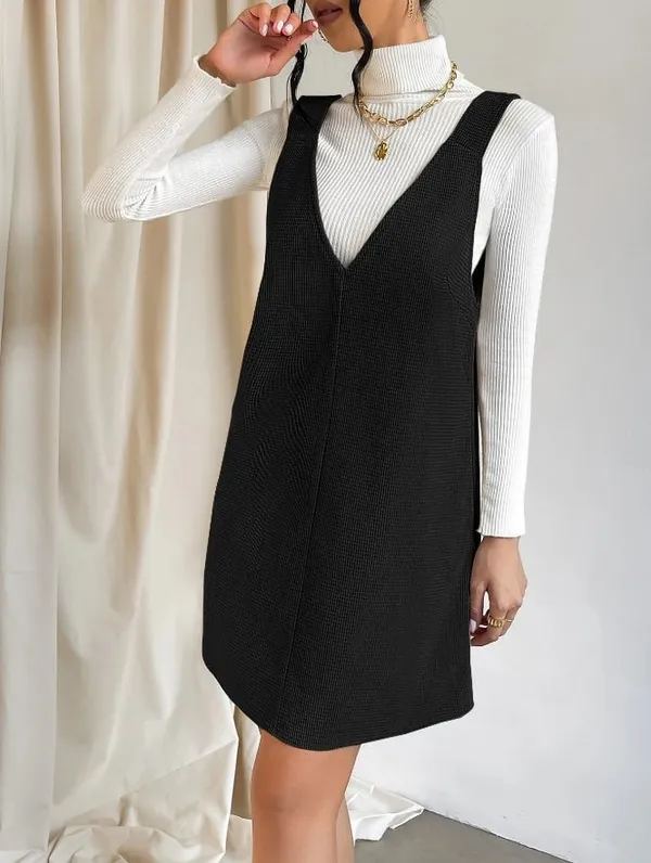 Black & White V-Neck Sleeveless Tweed Dress Set - Image 3