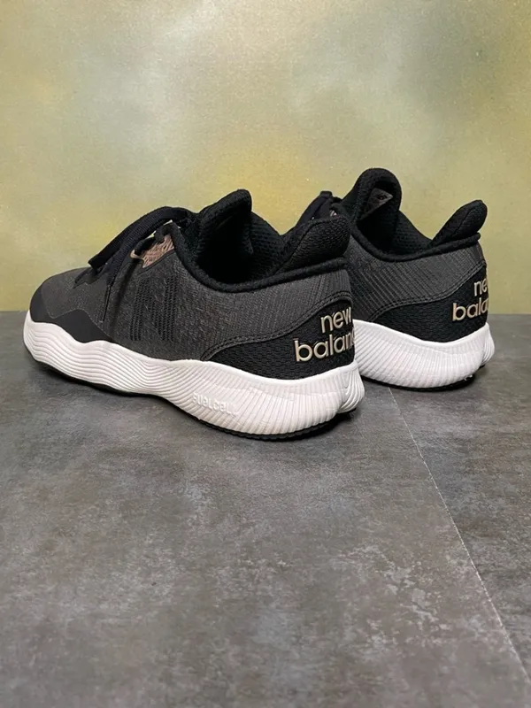 Hoka One One Clifton 4 Women's Black & White Running Shoes Size 9.5B - Image 9