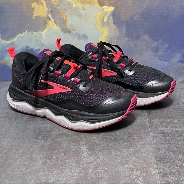 Brooks Caldera 5 Women's Black/Purple Trail Running Shoes Size 7.5B - Image 2