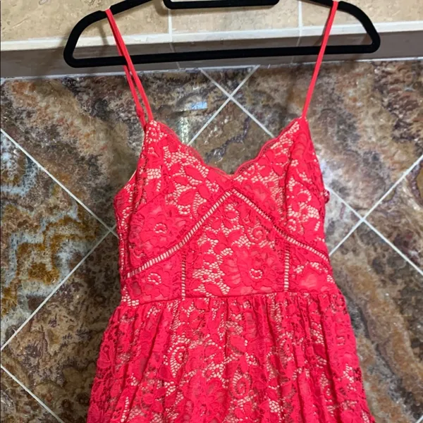 Women's NSR Crochet Stretch Lace Midi Dress Vibrant Reddish Pink Small NWOT - Image 5