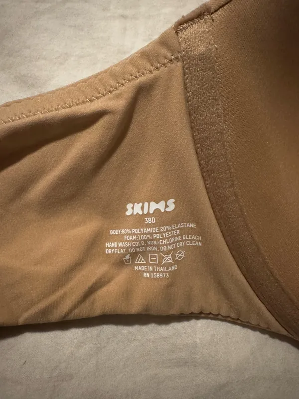 SKIMS Fits Everybody T-Shirt Bra Clay 38D - Image 3