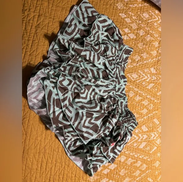 Free People ✨ Printed Prima Athletic Ruffle Shorts NWT - Image 2