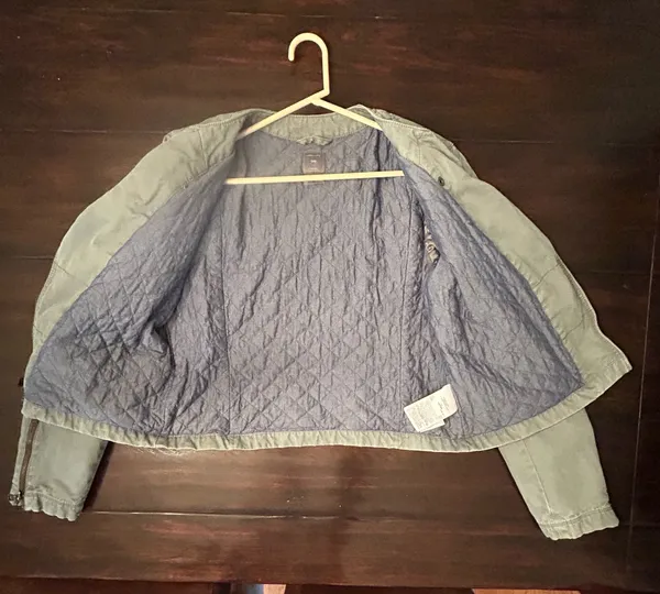 Women’s Gap quilted Canvas Moto Jacket Size 12 - Image 10