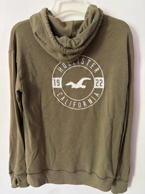 Hollister Olive Green Hoodie - Image 3