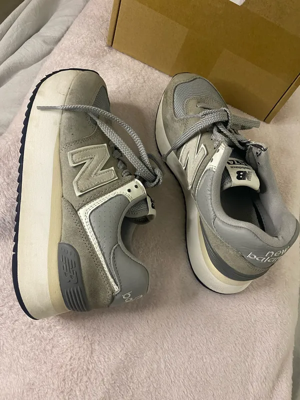Used New Balance 574 Classic Women Size 7.5 - Image 5