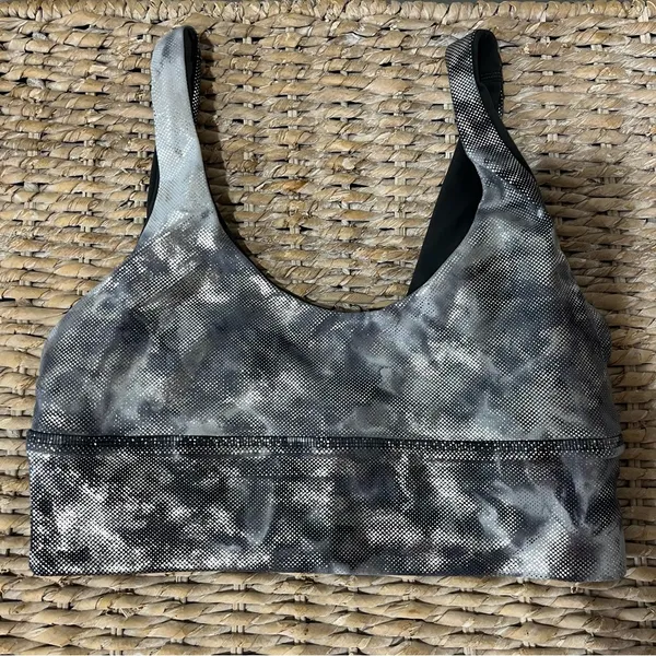Lululemon Align Bra Shine Size 6 A/B Cup lw2dnqs Shiny‎ Light Coverage - Image 4