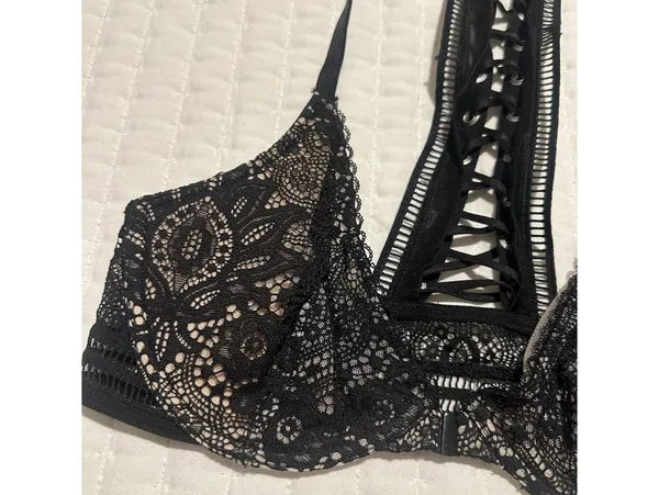 Victoria’s Secret Very Sexy Black Front Close Plunge Bralette XS Extra Small NWT - Image 2