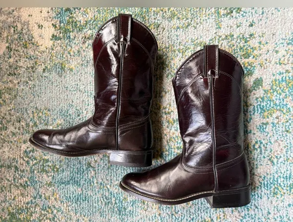 Vintage Laredo dark brown mid western cowboy boots, size 6.5 - Image 9