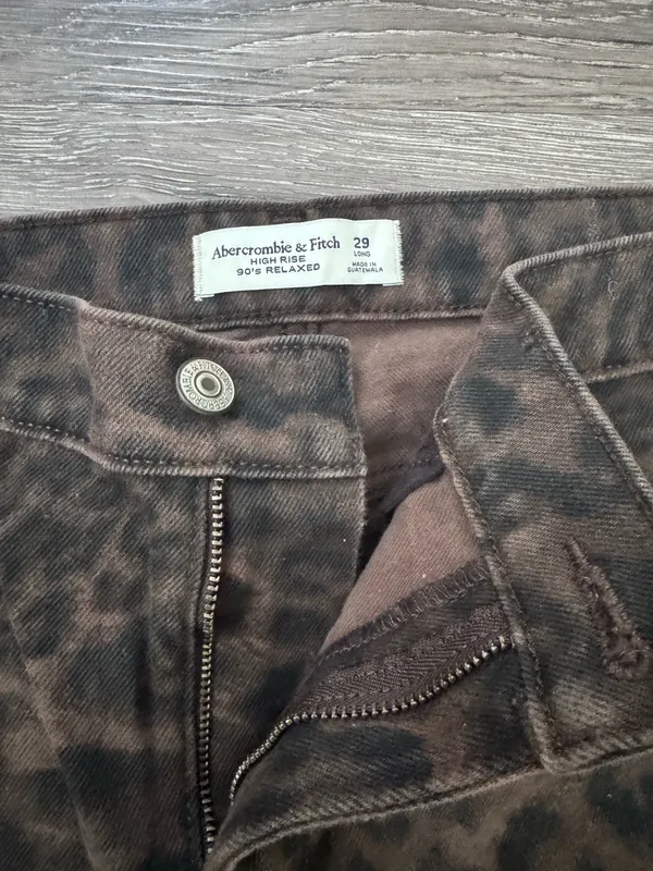 Abercrombie Jeans 90s High-Rise - Image 4