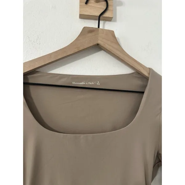 Abercrombie & Fitch Long Sleeve Taupe Bodysuit Square Neck Sz Small Basic Layer - Image 3