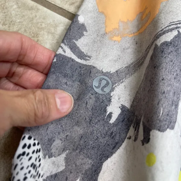 Lululemon‎ OM High Rise Abstract Print Jogger Pants Grey Orange Yellow Size 6 - Image 6