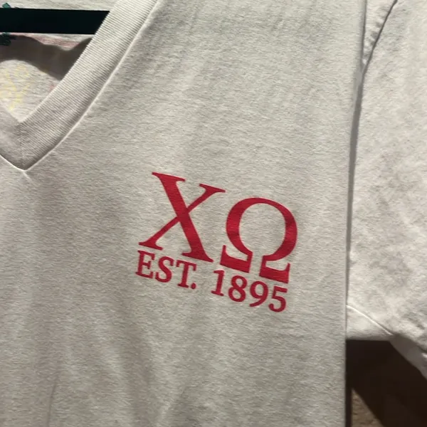 University Tees Women’s Sorority Chi Omega V Neck Tee T Shirt Size Small - Image 2