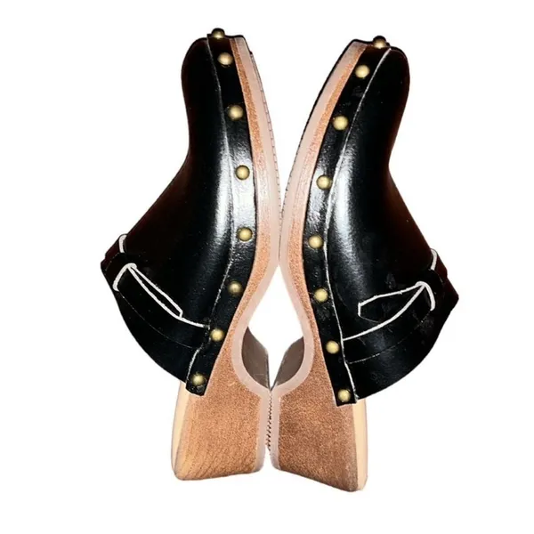 Time And Tru Black Wedge Heels(Size 6) - Image 5