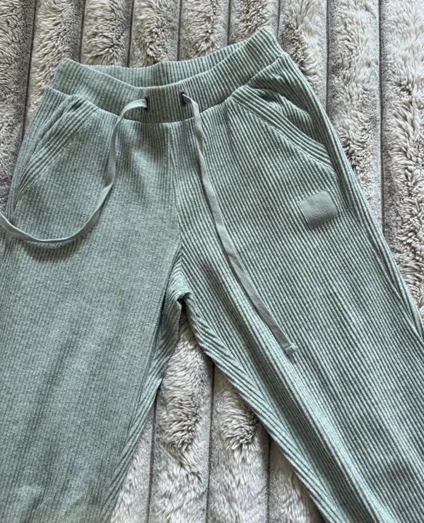 ALO Yoga Light Gray Muse Ribbed Drawstring Joggers - Image 7