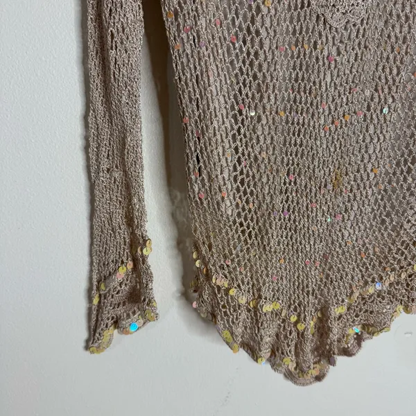 R & M Richards Y2K Beige Crochet Knit Fairycore Long Sleeve Top with Sequins Size L Festival - Image 2