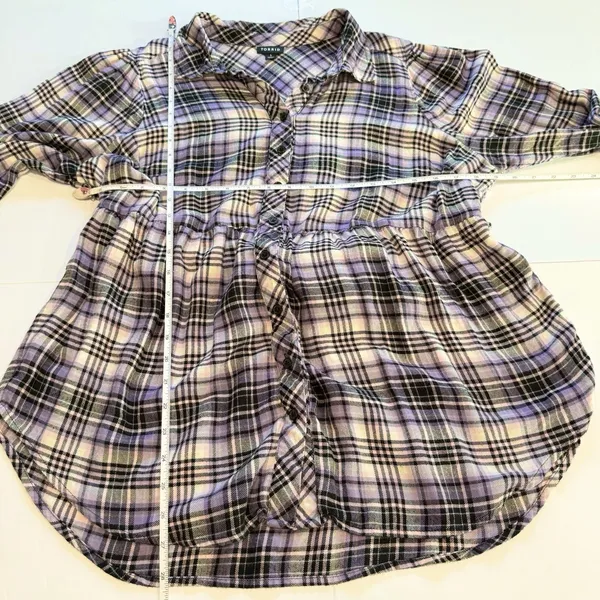 Torrid Soft Flannel Tie Back Button Up Tunic‎ Purple Plaid Size 1X - Image 9