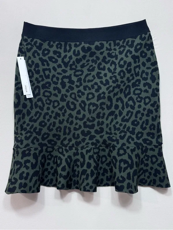 NWT Aqua Animal Print Jacquard Knit Skirt NWT size large - Image 4
