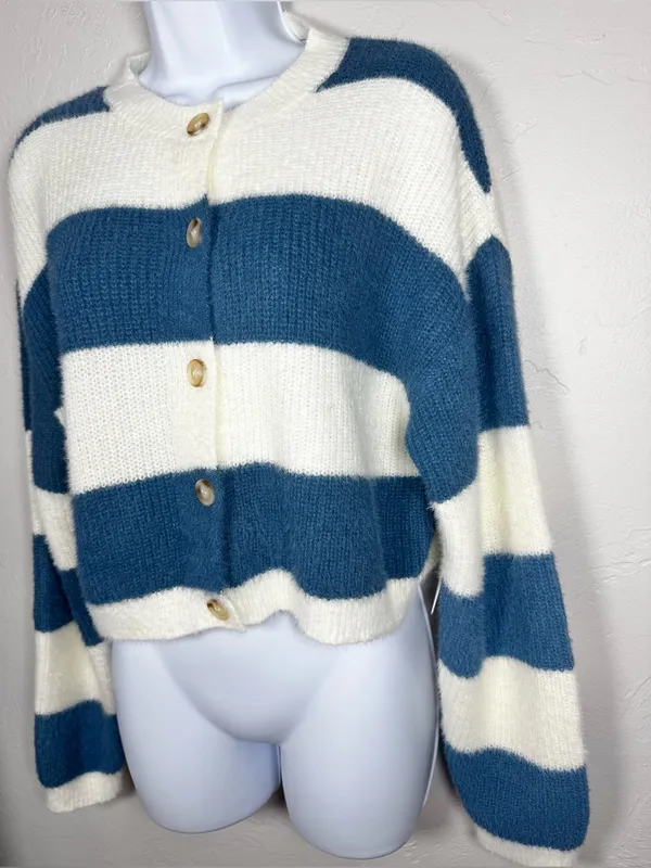 Altar'd State Blue and Cream Striped Button-Front Cropped Cardigan Size Small - Image 4