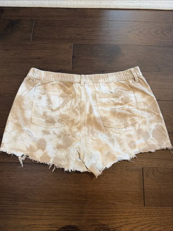 aerie Daydream White/TanTie-Dye Distressed Denim Shorts Size XL - C45-060 - Image 6