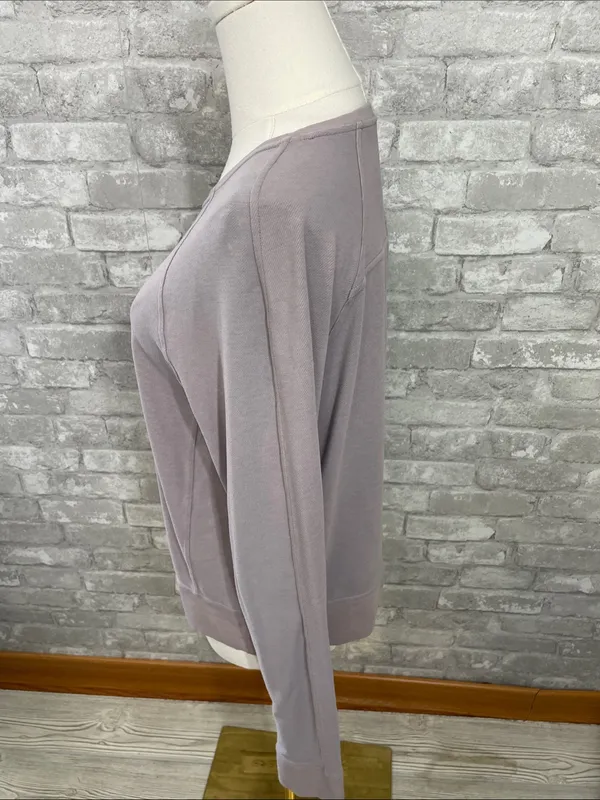 Lululemon Every Moment Crew Lavender Grey - Image 2