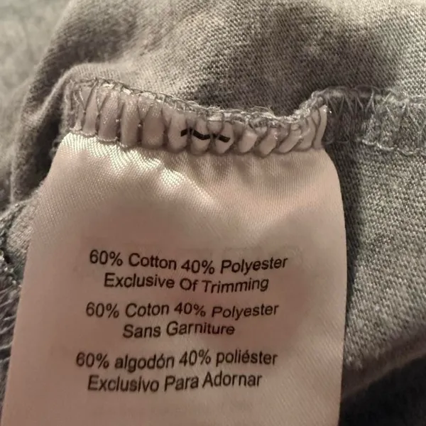 Motherhood Maternity heather grey nursing robe short top size large - Image 8