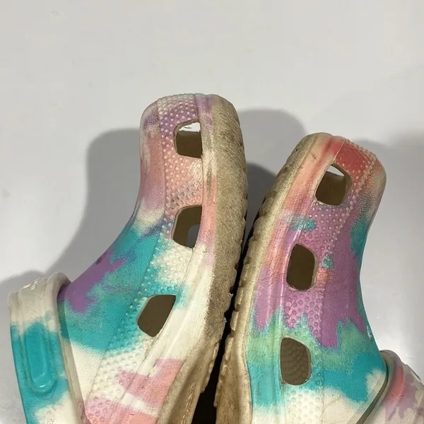 Crocs Tie dye pattern unisex‎ sizing - Image 7