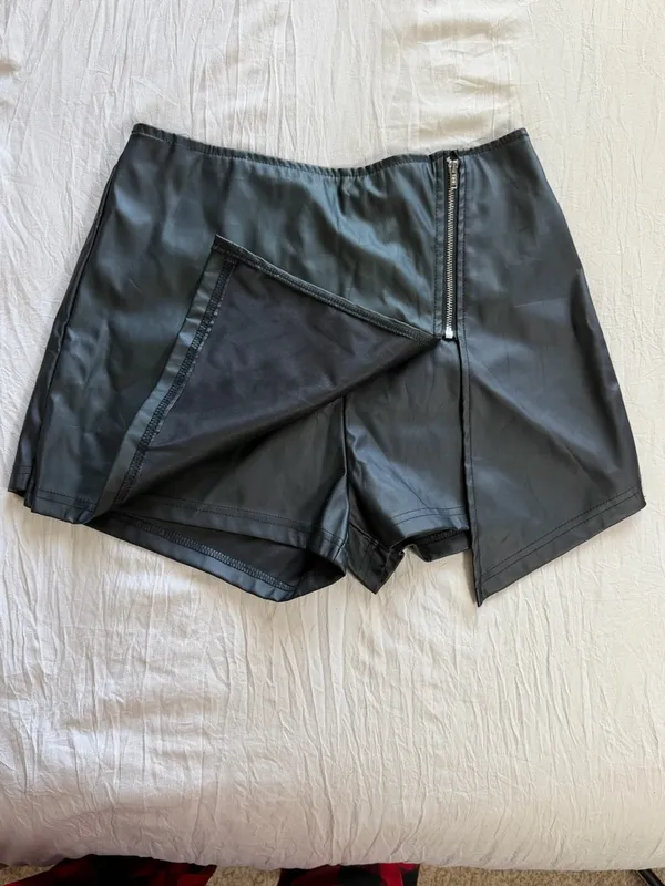 SheIn Black Faux Leather Mini Skirt with Elastic‎ Waist - Image 4