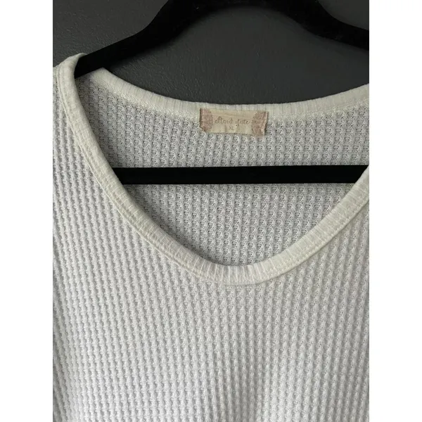 Stylish White Peplum Top by Altar’d State - Size XL - Image 5
