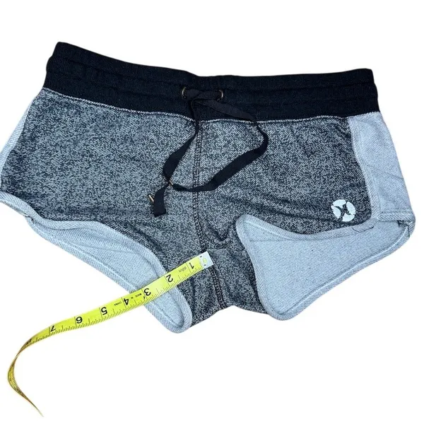 Hurley Shorts Womens XS Gray Heather Dolphin Hem Drawstring Pocket - Image 7