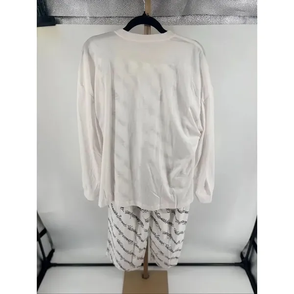 Victoria's Secret Pajama Set Long Sleeve Top Pants Rhinestone Logo Size M - Image 11