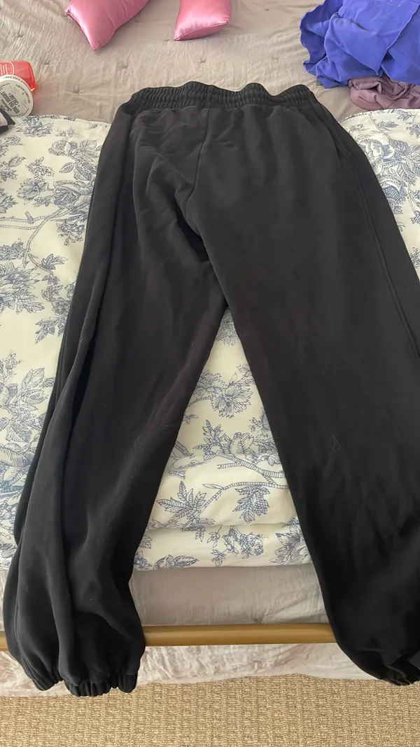 H&M sweatpants  - Image 2