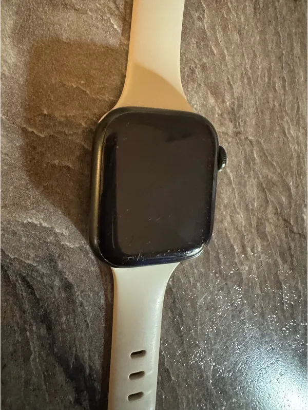 Series 7 Apple Watch 41mm gps + cellular  - Image 7