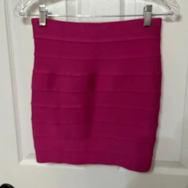 Hervé Léger x Forever 21‎ collection, bandage mini skirt size medium pink - Image 6