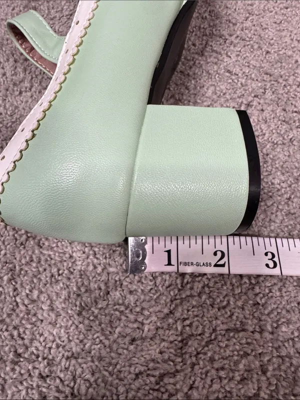 Women’s Green Chunky Heel Mary Jane Pumps Cute Bow & Hearts Round Toe Size 7 NEW - Image 11