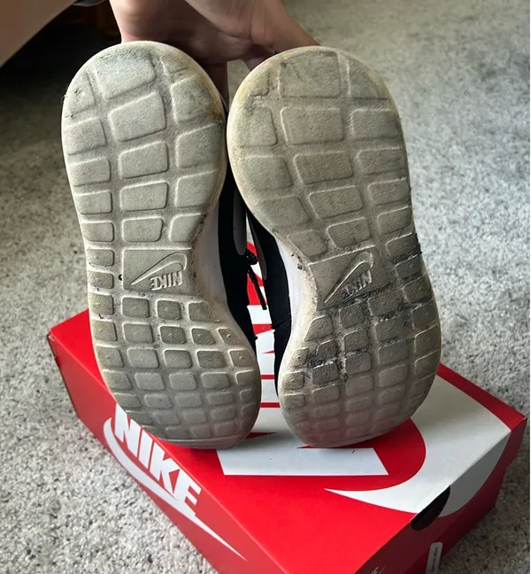 Nike Roshe One - Image 5