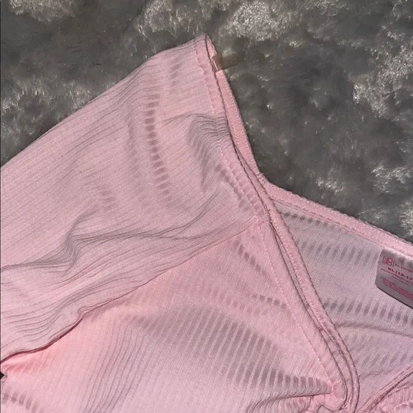 No Boundaries Pink Ribbed Heart Ring Crop Top XL (15-17) - Image 4