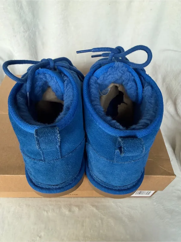 UGG Neumel Women’s Short Suede Boots Cobalt Blue Size 9 - Image 8