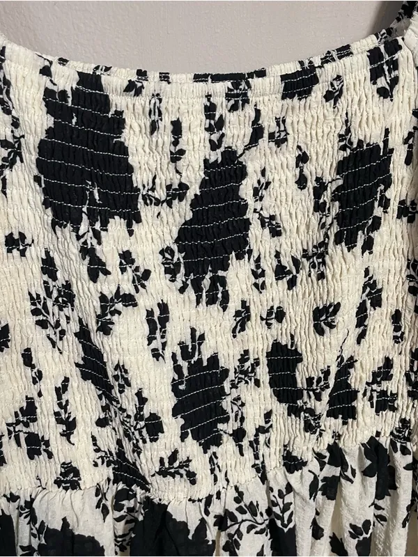 Mittoshop Victoria Flower print midi Dress NWT - Image 7