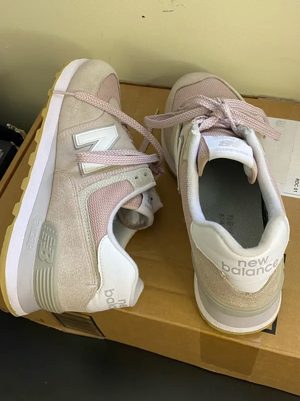 New Balance 574 Classic Women's Running Sneakers Shoes Size 9.5 - Image 4