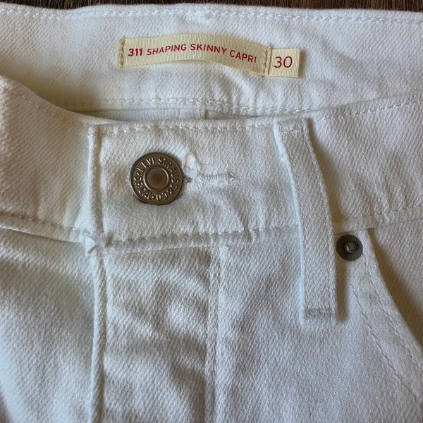 Levis 311 Shaping Skinny Capri Jeans White Stretch Cropped Denim‎ Pants Size 30 - Image 2