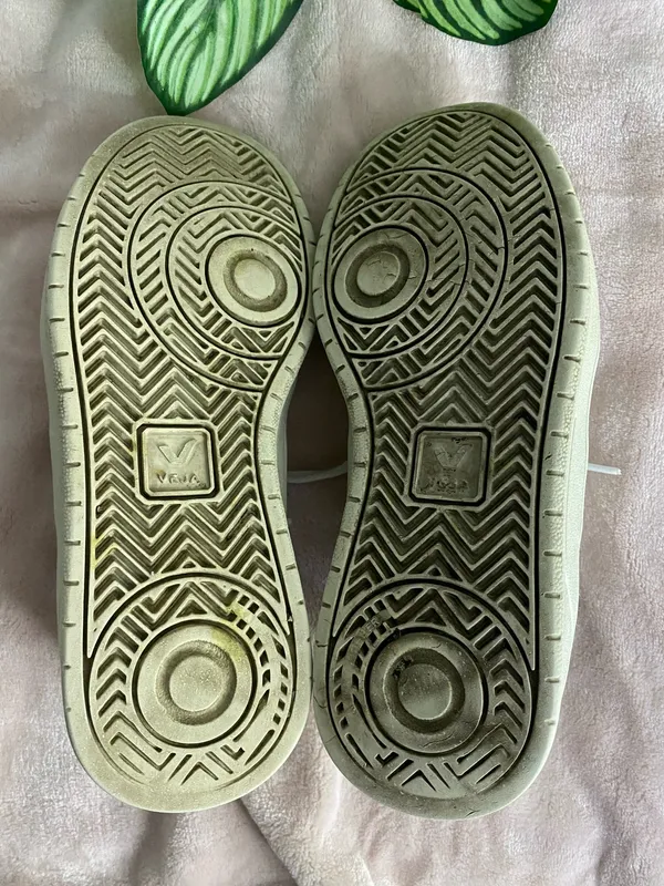 VEJA - Sneakers Shoes Women’s Size 6 - Image 6