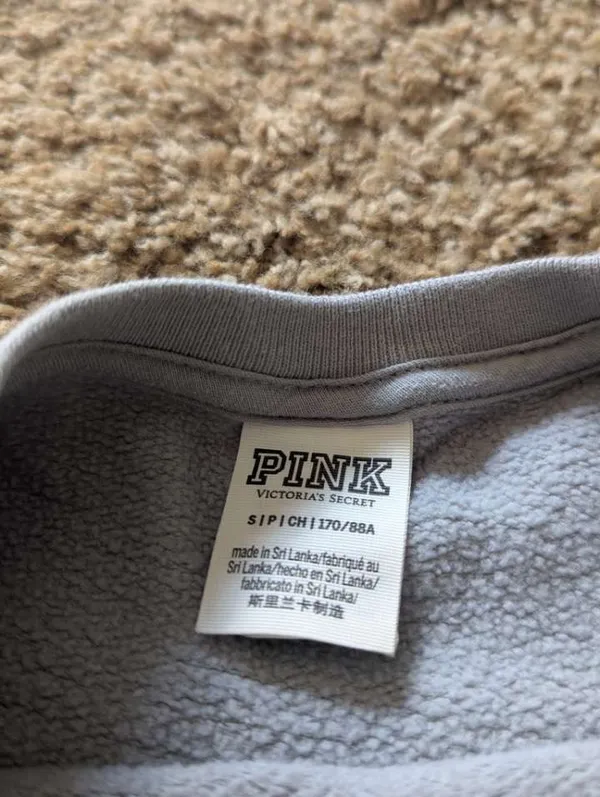 Victoria's Secret PINK crewneck - Image 4