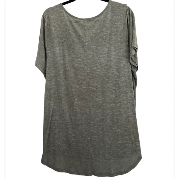 Lane Bryant Short Sleeve Greenish/Gray Top Size 18/20 - Image 2