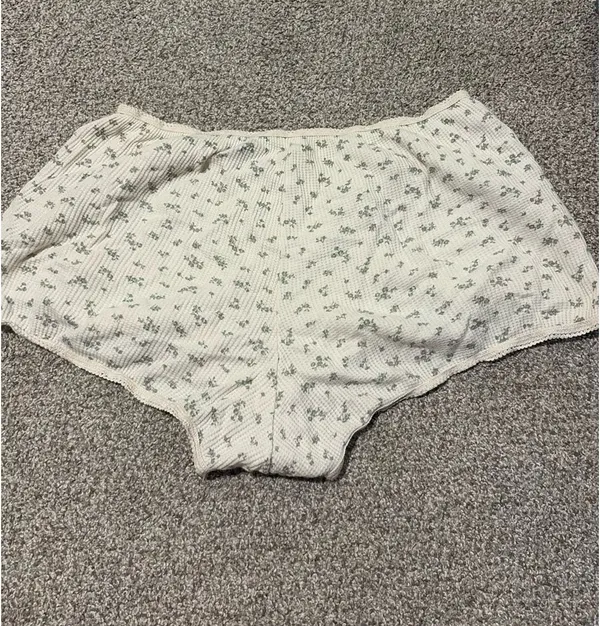 Brandy Melville Shorts - Image 3