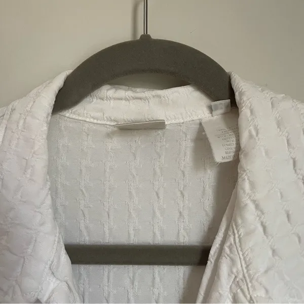 Norm Thompson White Casual Preppy‎ Tencell Textured Beachy Collared Shirt sz M - Image 3